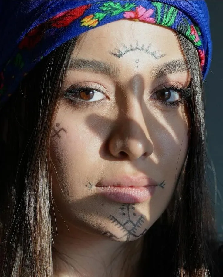 Amazigh Tattoos women face,Amazigh Tattoos Meaning