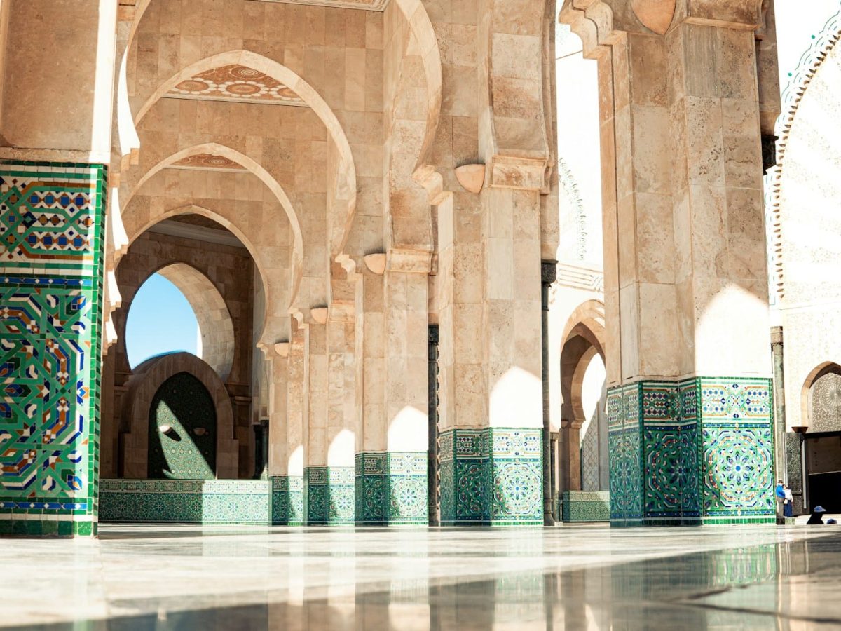A large building with many arches and pillars,11 days tour from Casablanca